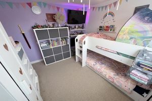 Bedroom- click for photo gallery